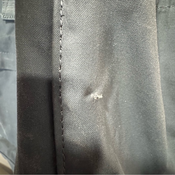 Fjallraven Kanken Classic Everyday Backback in Super Grey main image 13
